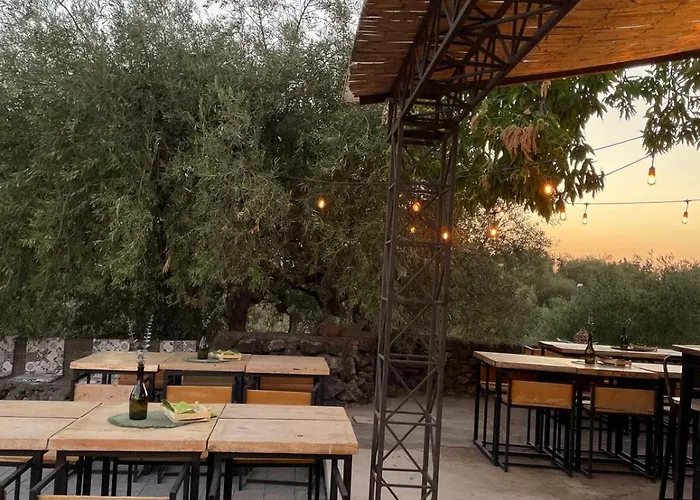 Luxusní stan Koru Etna Glamping - Con Vasca Idromassaggio Privata *